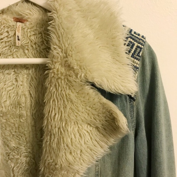Free People Jackets & Blazers - Free People Denim Sherpa Penny Lane jacket